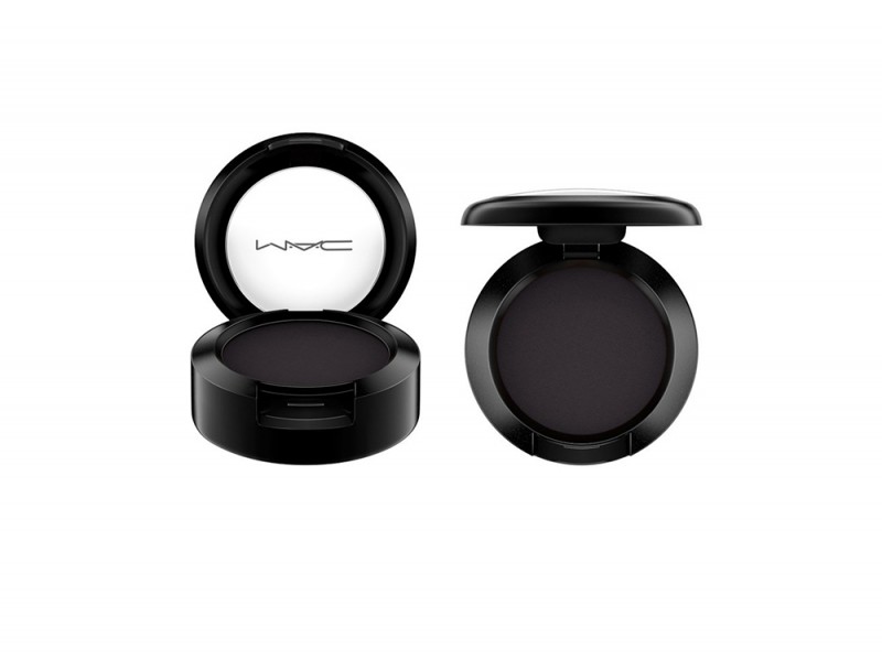 migliori-ombretti-mac-carbon-01 06