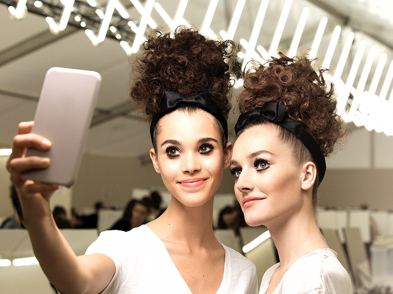 mobile-chanel-haute-couture-autunno-inverno-2016-2017