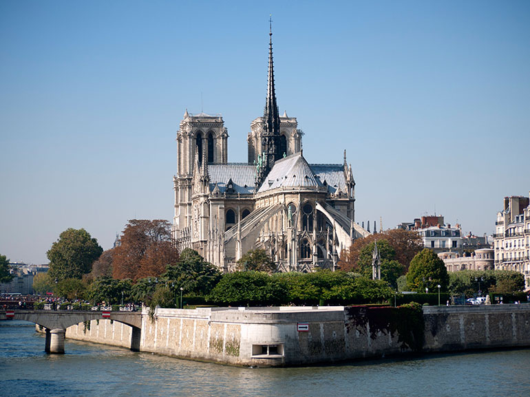 parigi notre dame