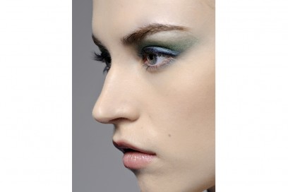 trucco-occhi-verde-sfumato-Jason-Wu-1