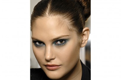 trucco-occhi-verde-sfumato-O-De-La-Renta-2