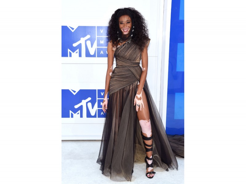 Chantelle-Winnie-mtv-vma