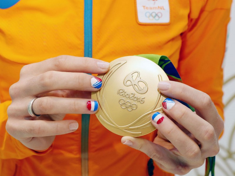 OVS_Anna-van-der-Breggen-Netherlands-GOLD-MEDAL-WINNER_004