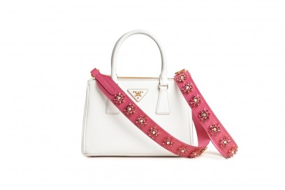 Prada-Galleria+Saffiano-Crystal-Flower–strap-4