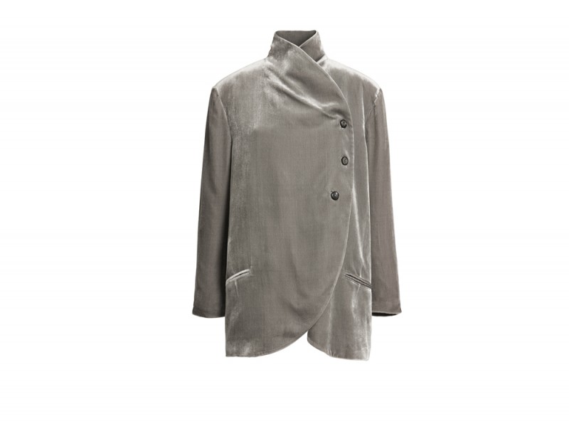 Studio_Woman_Hires_JPG-(15)