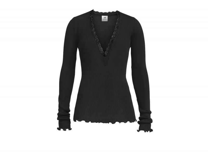 Studio_Woman_Hires_JPG-(22)