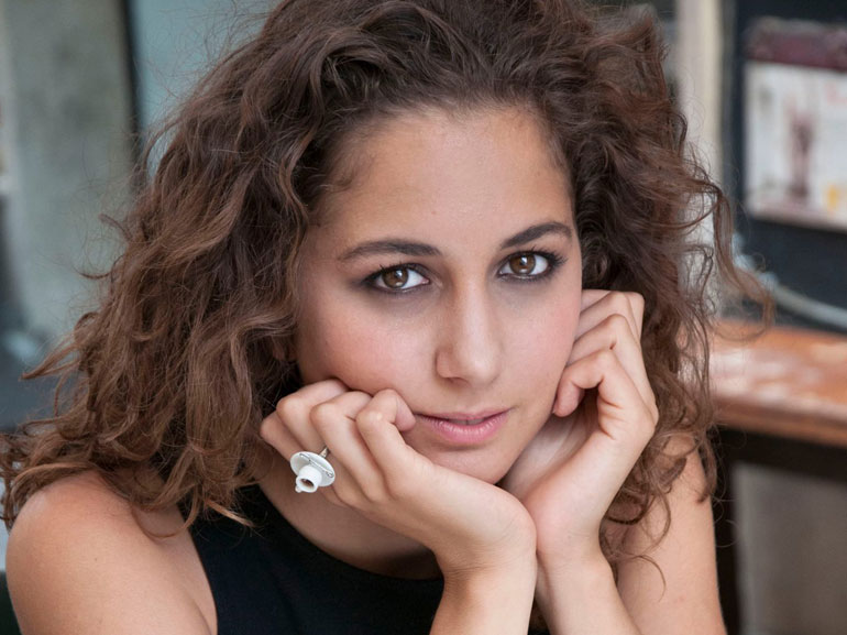 blu-yoshimi-Photo-by-Studio-W–Make-up-artist-@Concetta-Arcondizzo