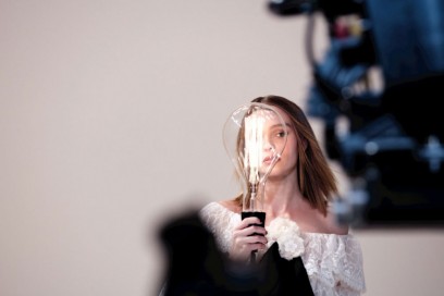 chanel-l-eau-n5-lily-rose-depp-backstage-04