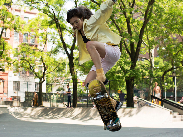 cover-miu-miu-tales-mobile