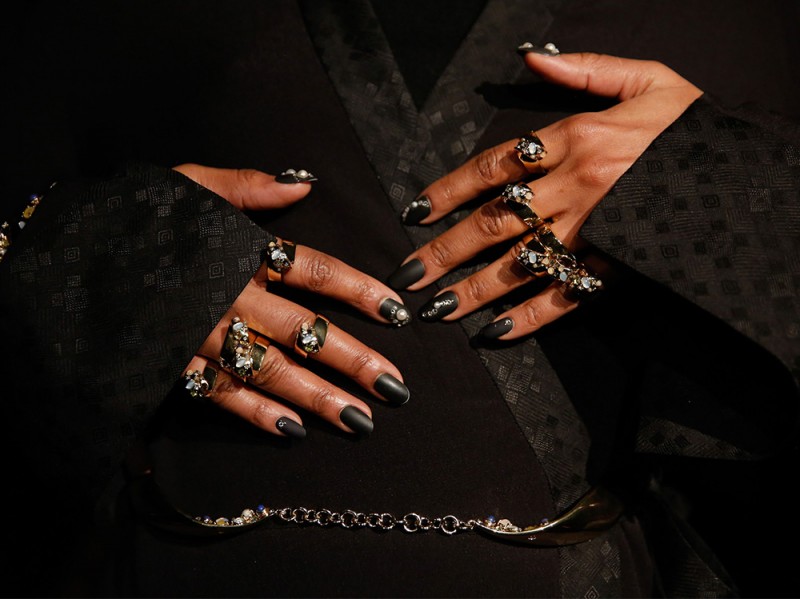 nail art nero ai 16 opaco strass