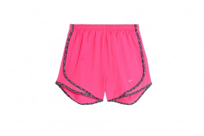 nike-shorts-fucsia