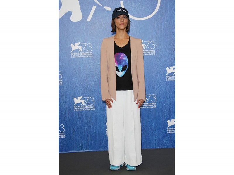 ANA-LILY-AMIRPOUR-venezia