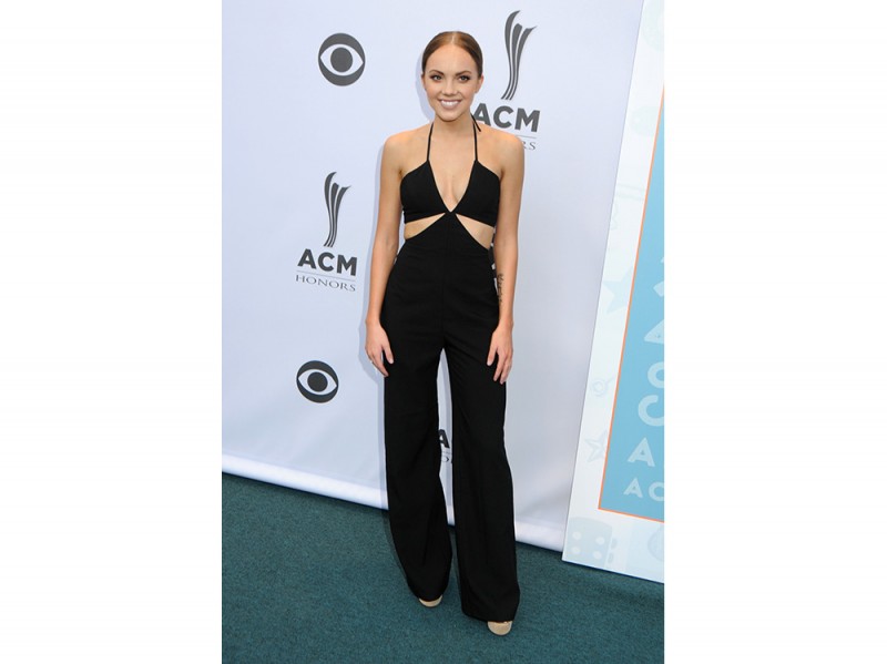 DANIELLE-BRADBERY-OLYCOM