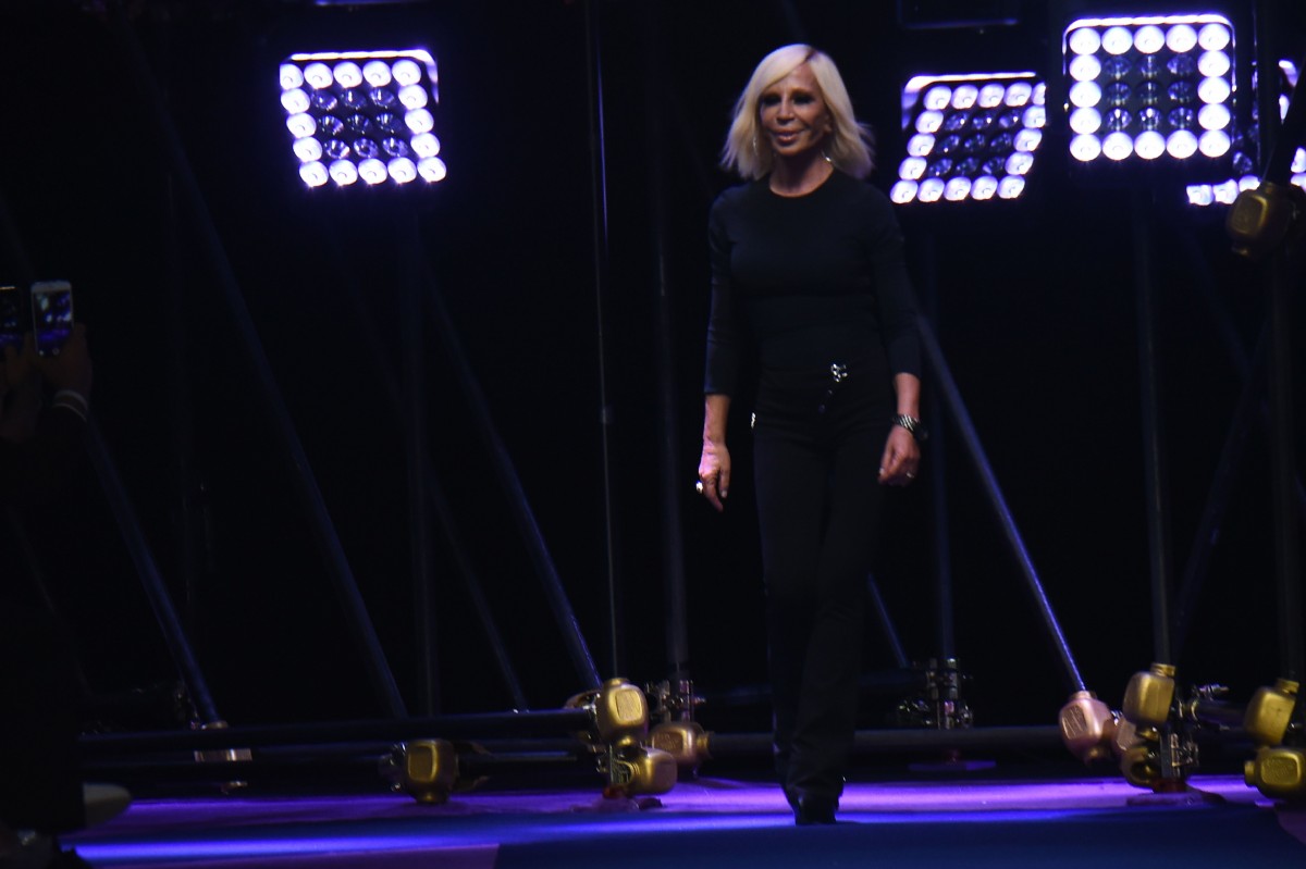 FASHION-ITALY-WOMEN-VERSACE