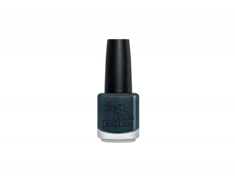 NFC640319_ROYAL_PALACE_NAILS_319
