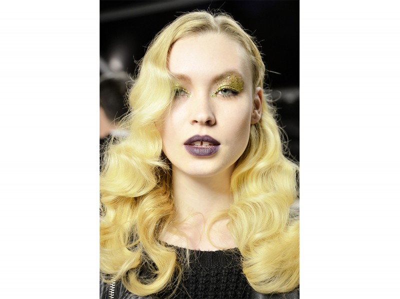 trend-autunno-eyeliner-glitter-12