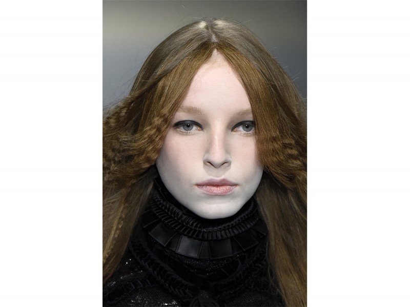 Veronique-Branquinho_bty_W_F16_PA_006_2384167