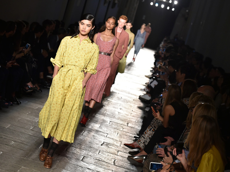 cover-bottega-veneta-pe-2017-mobile