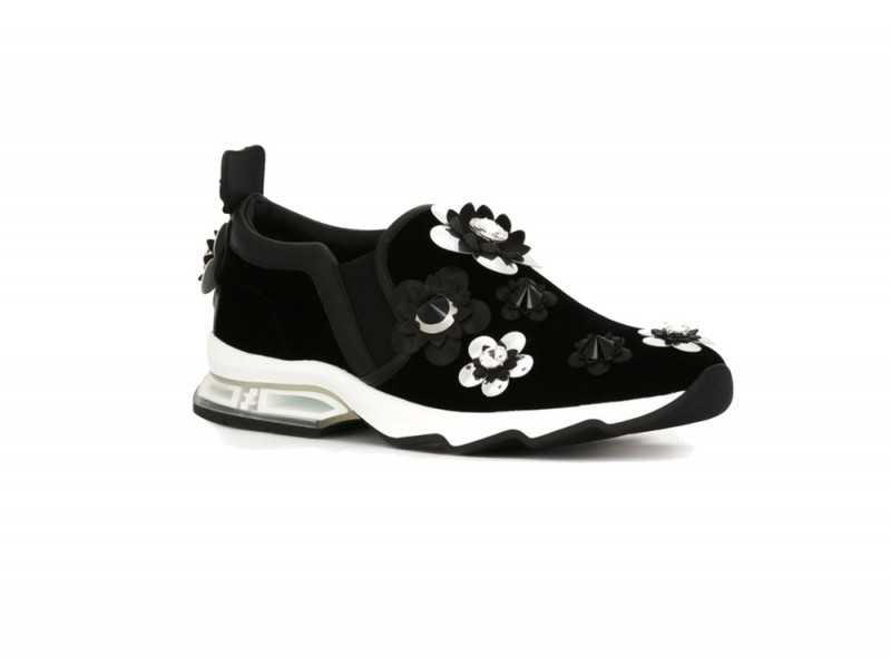 fendi-sneakers-con-i-fiori-farfetch