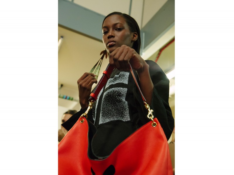 jw-anderson-modella-5