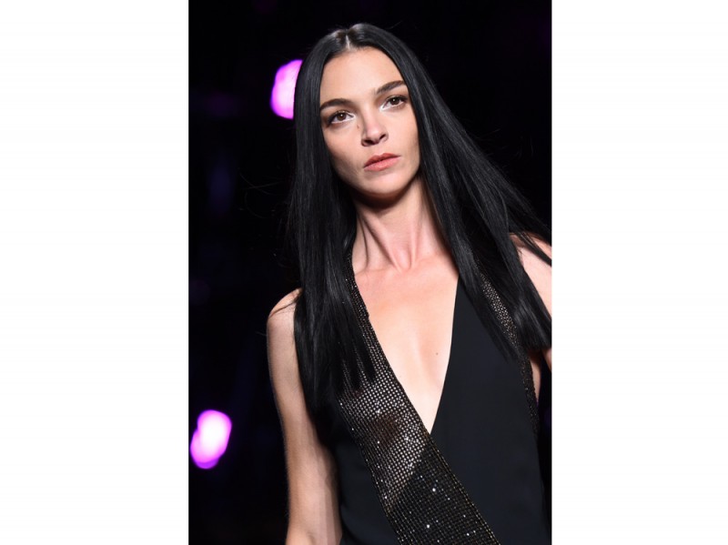 mariacarla-boscono-versace-2017