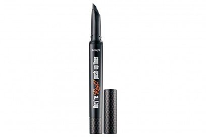 migliori-eyeliner-neri-opachi-Benefit-Eyeliner-Kajal-They-re-Real-Push-up-Liner