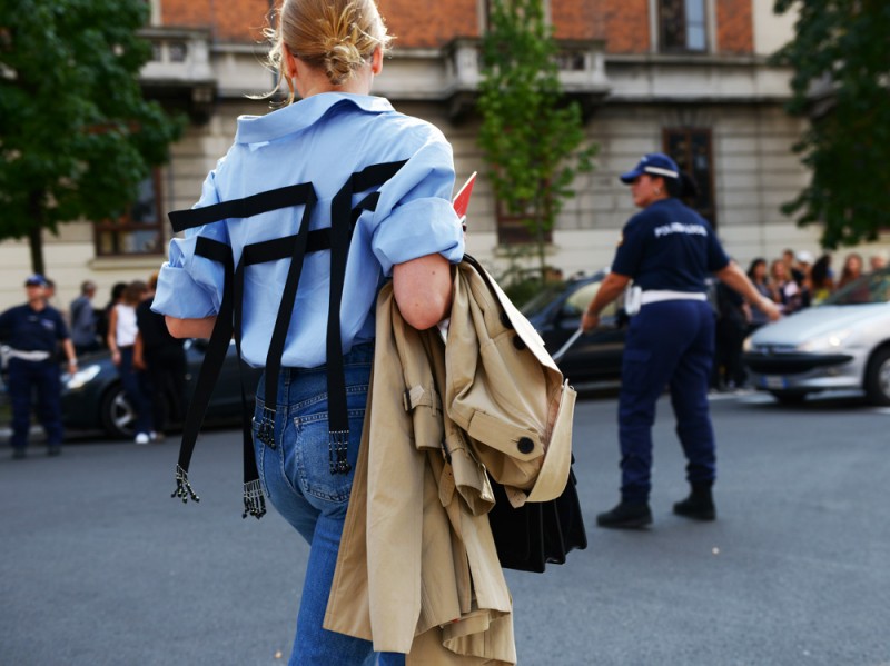 milano-day-3-street-style-2016-camicia-fili-schiena