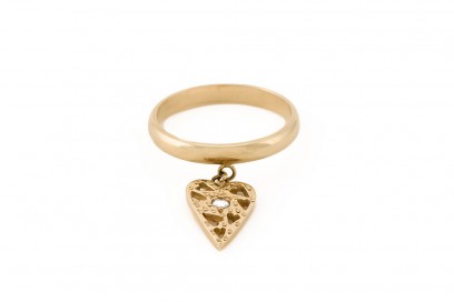 natasha-zinko-anello-con-charm-cuore-farfetch