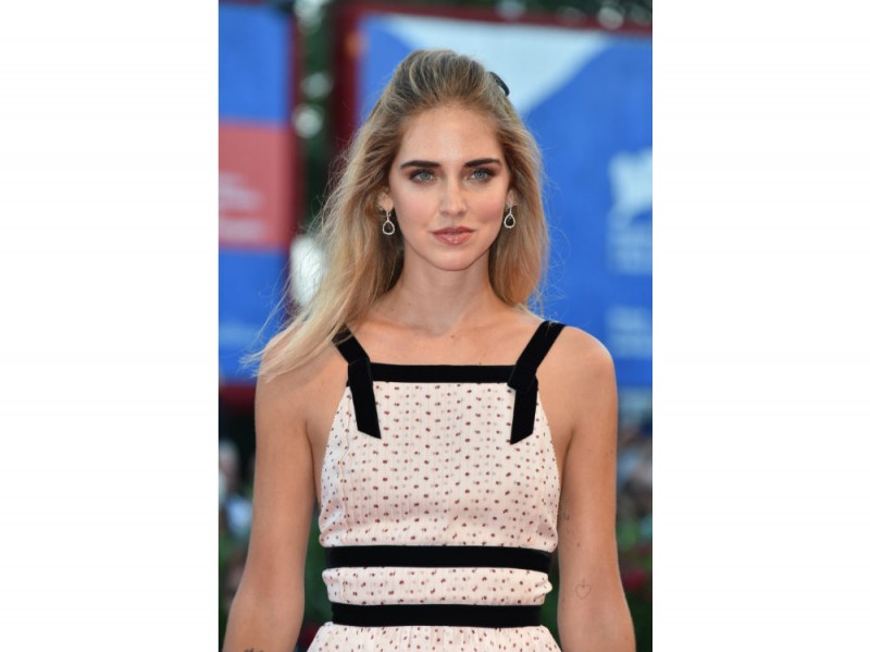 red carpet venezia chiara ferragni