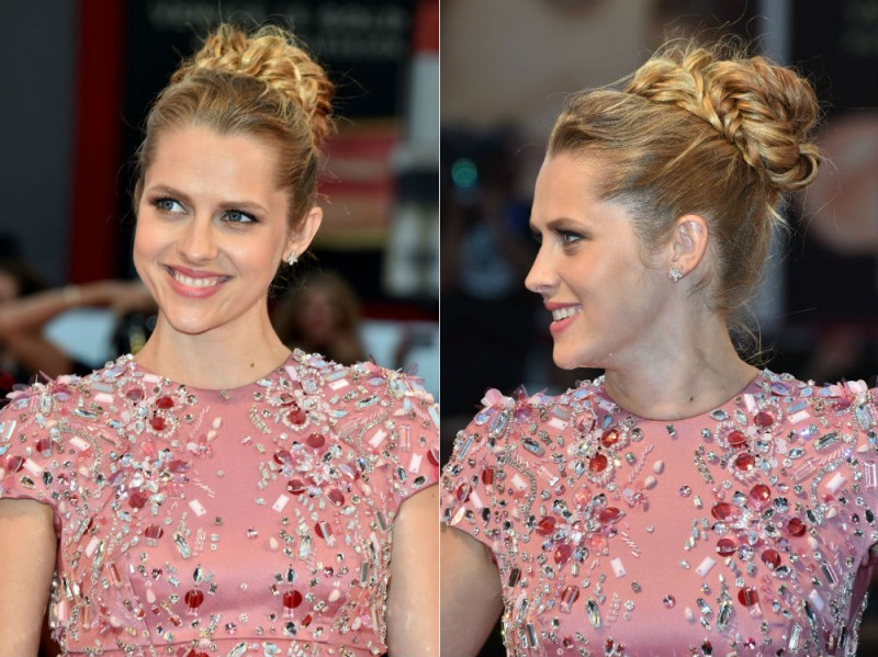 red carpet venezia teresa palmer