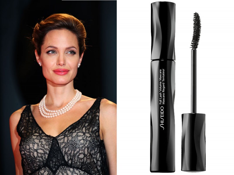 shiseido-star-del-passato-get-the-look-angelina-jolie