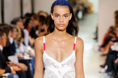 PFW-beauty-trend-ss-17-paco-rabanne