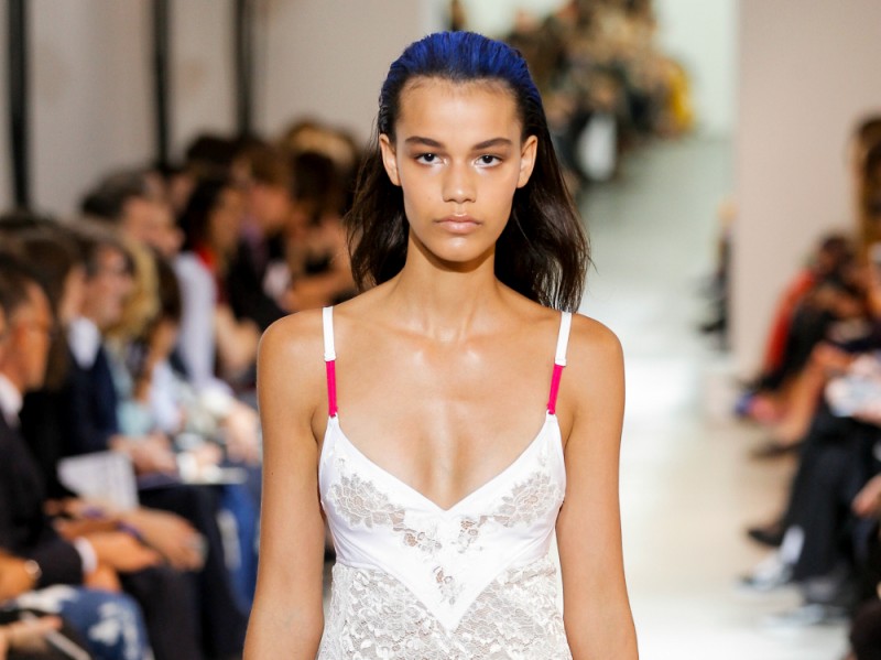 PFW-beauty-trend-ss-17-paco-rabanne