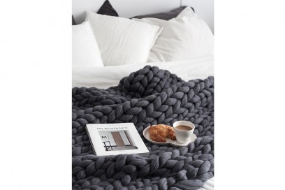 chunky knit blanket 10