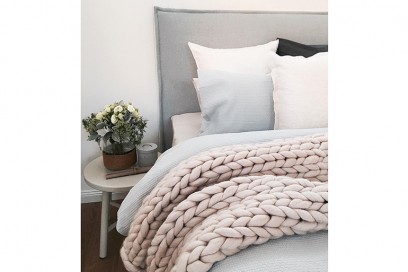 chunky knit blanket 11