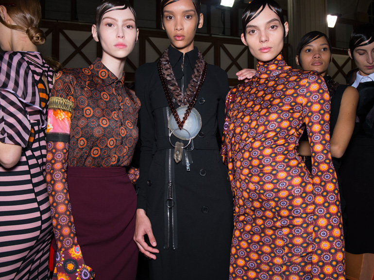 cover-givenchy-pe-2017-mobile