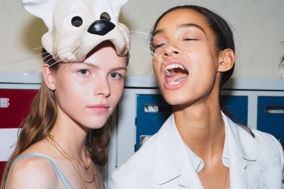 john-galliano-sfilata-primavera-estate-2016-06