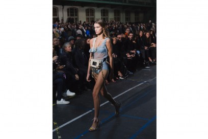john-galliano-sfilata-primavera-estate-2016-98