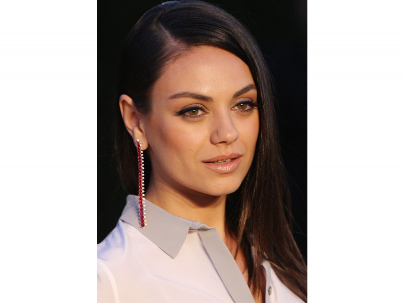 mila kunis beauty look (2)