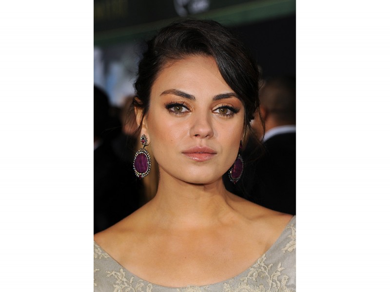 mila kunis beauty look (7)