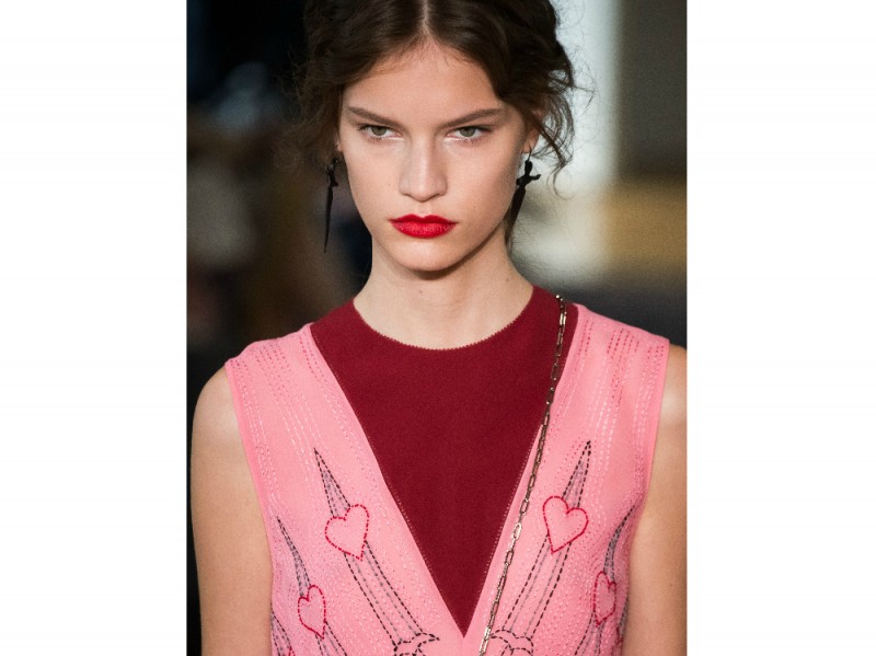 pfw-valentino-makeup