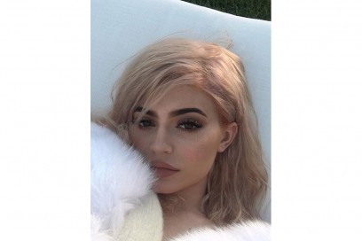 rosegoldhair_kylieJenner