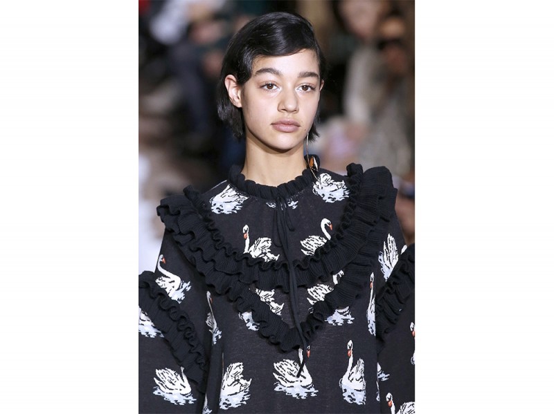 capelli riga laterale