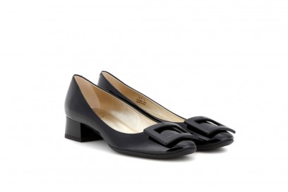 ballerine-roger-vivier-mytheresa