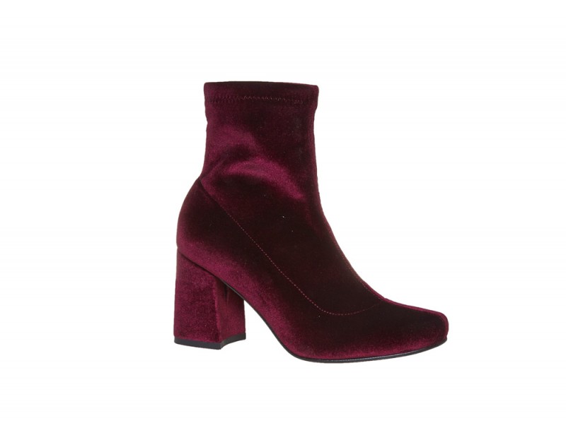 bata-stivale-velluto
