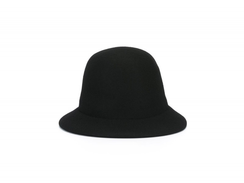 comme-de-garcons-cappello