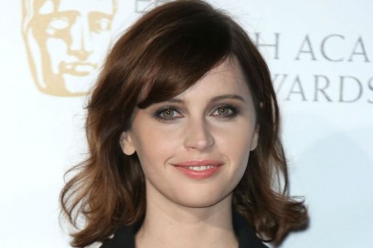 felicity-jones-capelli-trucco (8)