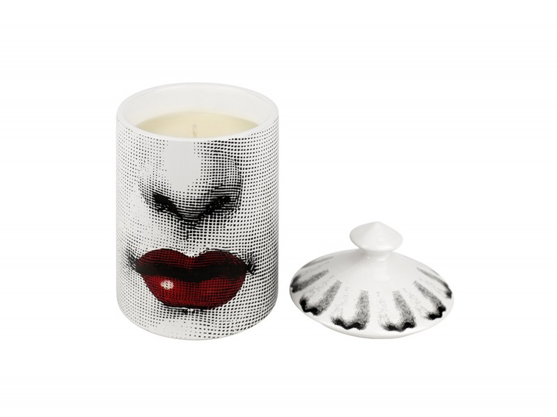 regali-natale-mamma-beauty-fornasetti-Scented-candle-Bacio-Otto-scent