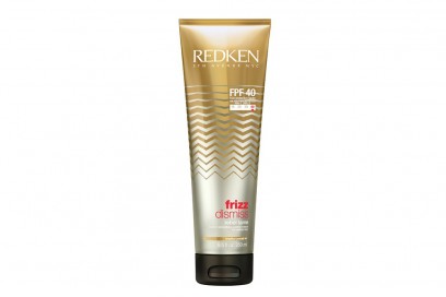 capelli crespi e secchi redken