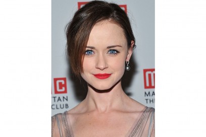 Alexis Bledel rossetto rosso